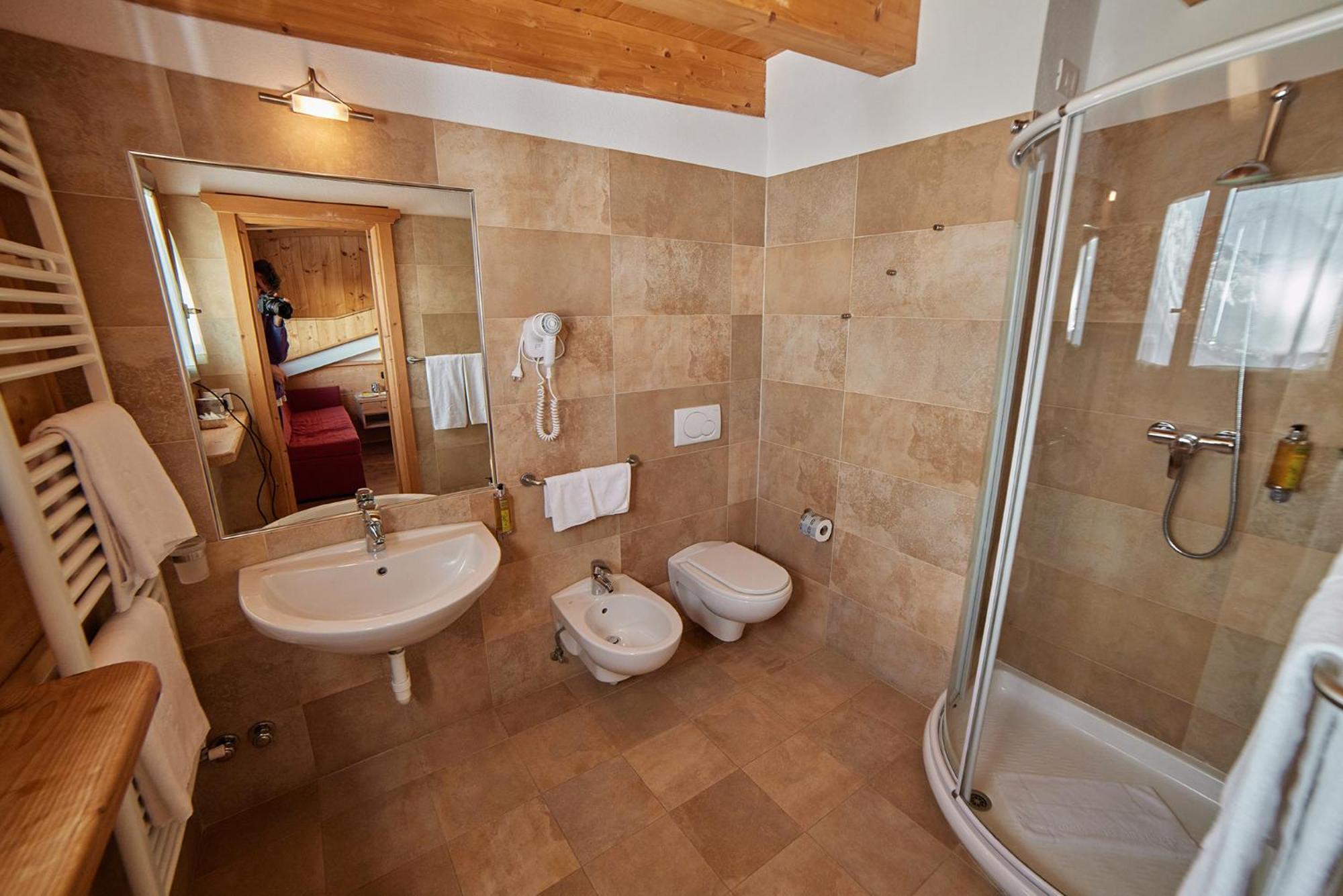 Hotel Vallechiara บอร์มิโอ ภายนอก รูปภาพ