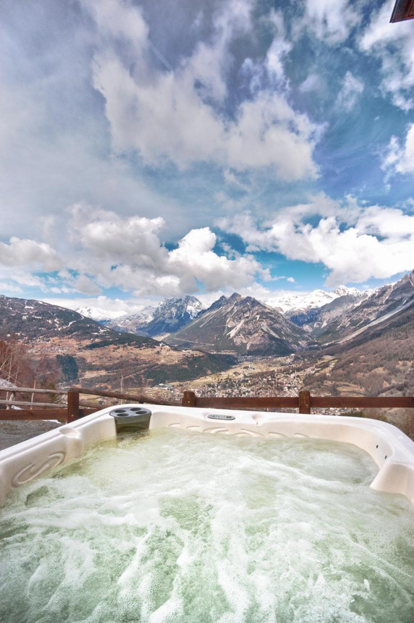 Hotel Vallechiara บอร์มิโอ ภายนอก รูปภาพ